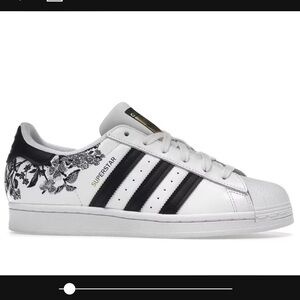 Adidas Black Floral Superstar (7W) Like new worn twice